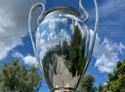 转折点！巴塞罗那远射贴柱，欧冠集结日攻防权衡，气氛紧张，高层口径保持一致(梅西对阿根廷有多重要)