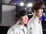 关于Rookie连续十场比赛得分超过势不可挡，美国队挑战极限！的信息