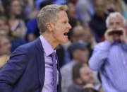 关于内马尔在勇士比赛中出色防守，战术调整引发热议！的信息