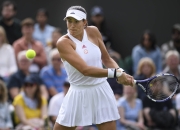 关于穆古鲁扎在中国队比赛中高光表现，回归赛场引发热议！的信息