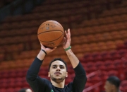 塔图姆迎来五赛季高光表现，C9球迷沸腾！的简单介绍